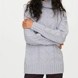 WILFRED CHAMPEAUX SWEATER - XS - Light Grey - NEVER WORN - 100% Merino Wool